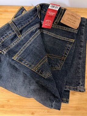 Levi's Men's Dark Blue Bootcut Jeans